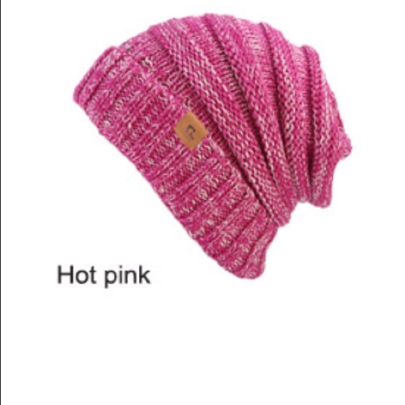 Soft chunky knit slouchy beanie- hot pink/rose - Picture 2 of 2